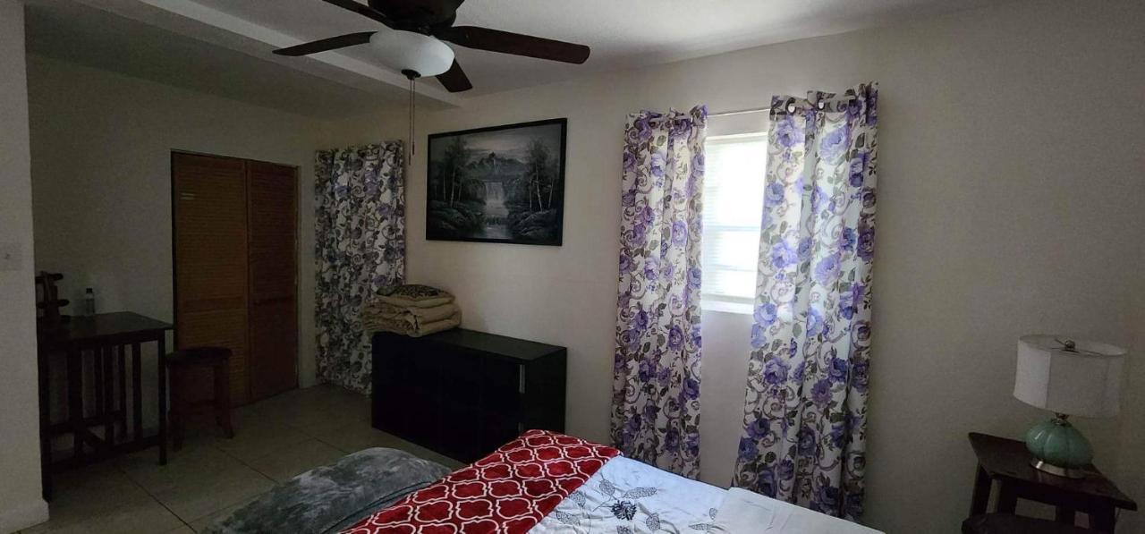 Leo Guest House Hollywood Esterno foto